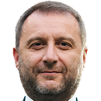 Девис Мангиа