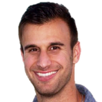 Джастин Диллон