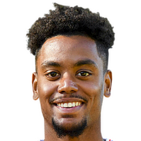 Нолан Мбемба