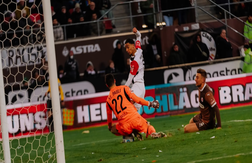 Айнтрахт — Санкт-Паули прогноз на матч Бундеслиги 11 мая 2025 года. Ставка с коэффициентом 1,70